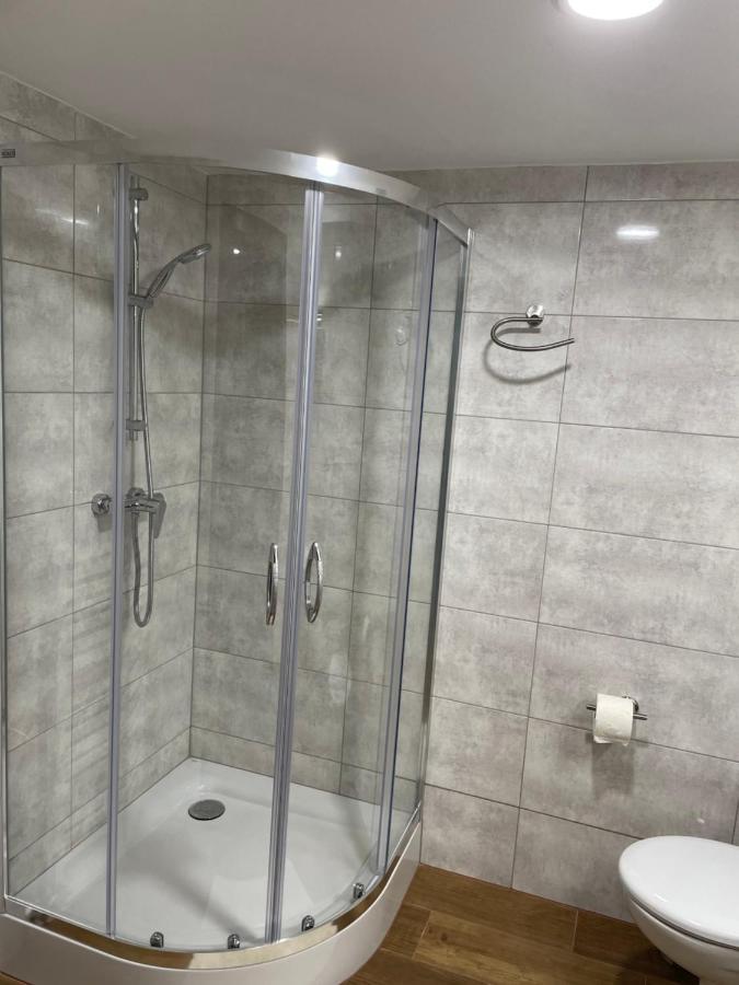 Penzión U dvoch levov Oravsky Podzamok Exterior foto
